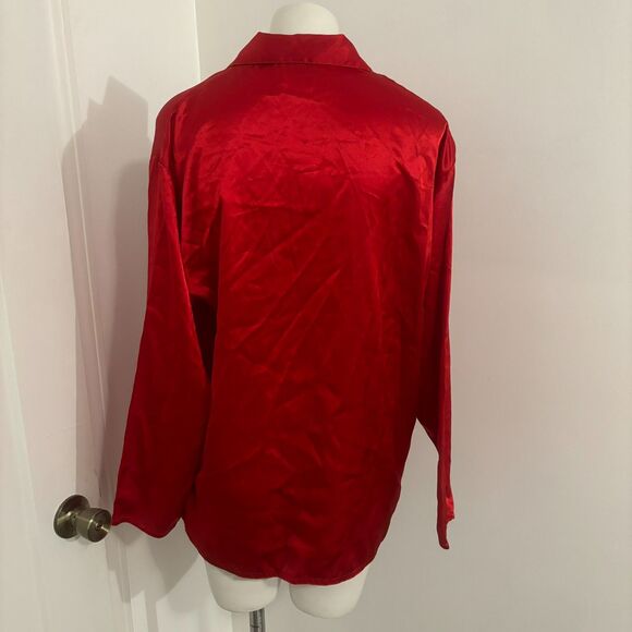 Victoria's Secret Gold Label size Small Red Valentine's Button Down Pajama Top - Picture 2 of 7
